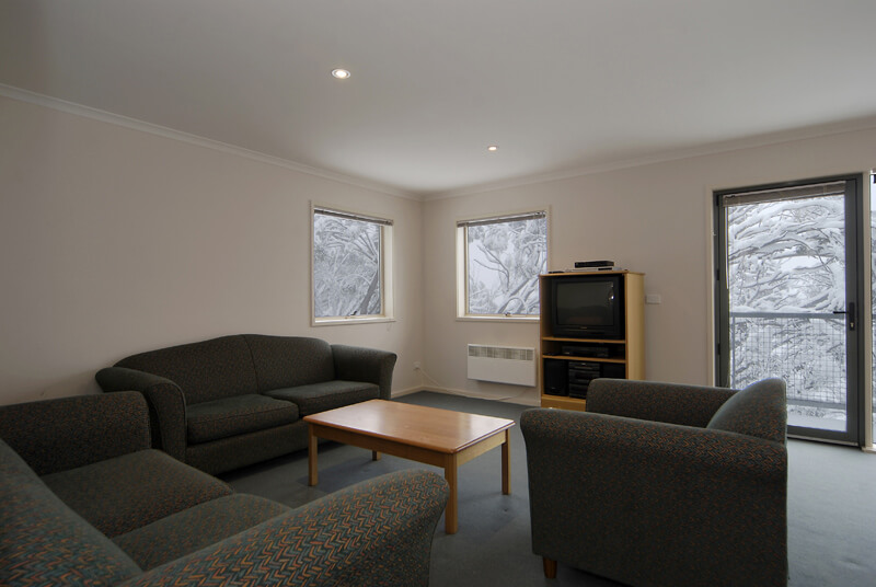 Elkhorn Apartments Unit 4